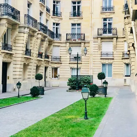Διαμέρισμα Modern In